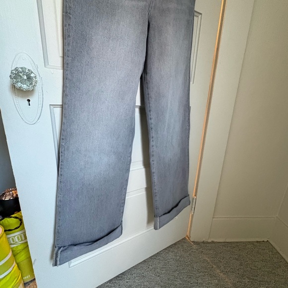 Pilcro Gray Women's Flare Jeans - Picture 6 of 8